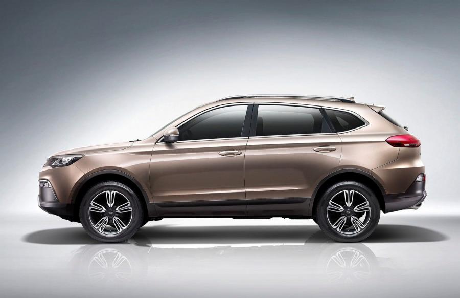  ChangFeng Leopaard CS10 2015 года  (фото 5 из 7)
